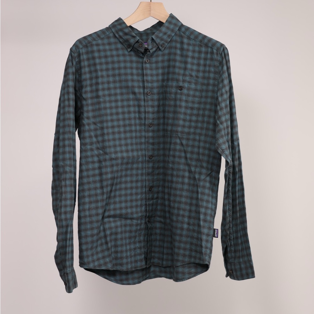 Men's Patagonia Green Plaid long sleeve Shirt